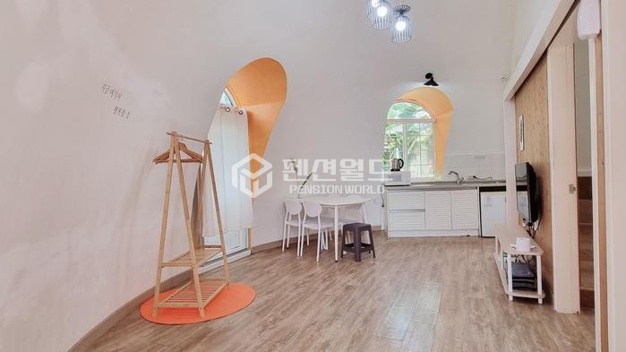 제주 서귀포시 성산읍 신풍리 A동 [제주 서귀포시 펜션매매] 매매 매물번호 10885 사진 7