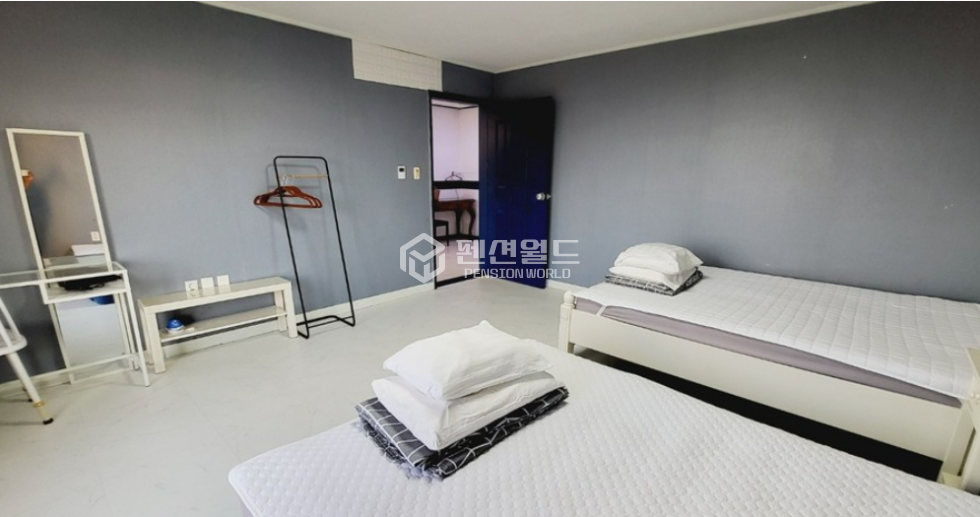 제주 제주시 조천읍 조천리 비동 [제주도 펜션임대]함덕해수욕장 해안도로 입지 연세 매물번호 12996 사진 2