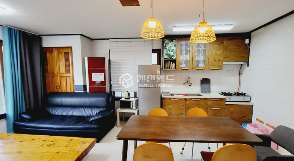 제주 제주시 조천읍 조천리 비동 [제주도 펜션임대]함덕해수욕장 해안도로 입지 연세 매물번호 12996 사진 4