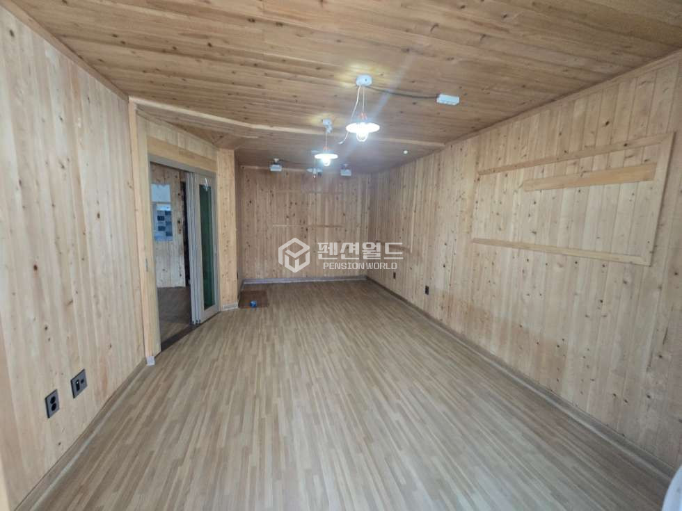 전남광주 담양군 용면 용연리 다,주건축물제1,주건축물제2동 [담양군 펜션매매]계곡입지 전원생활 펜션운영매물 매매 매물번호 13083 사진 6